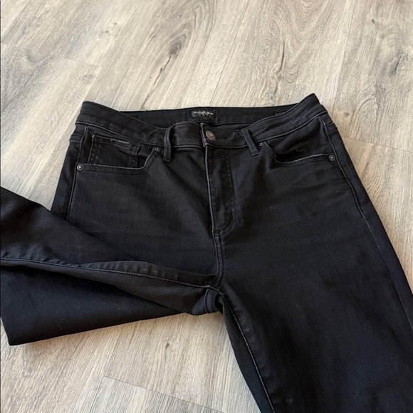 Silver Jeans Women's Dark Denim size 28 - Picture 7 of 10